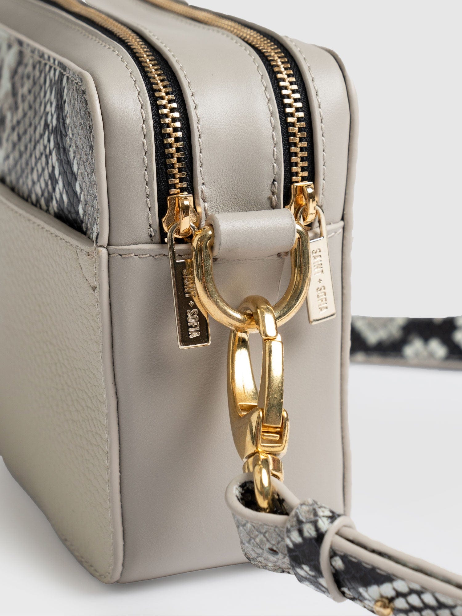 Saffiano Cross-Body Bag Nude Snake - Women's Leather Bags | Saint + Sofia® EU
